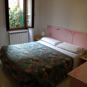 Adua ** Venedig